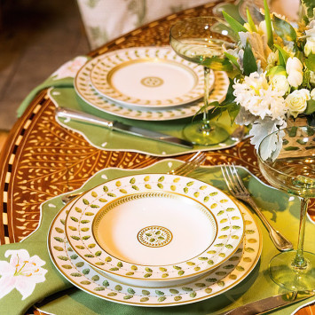 Столовый сервиз на 6 персон коллекции Constance бренда Bernardaud