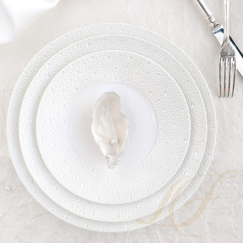 Чайный сервиз на 6 персон коллекции Ecume Pearl бренда Bernardaud