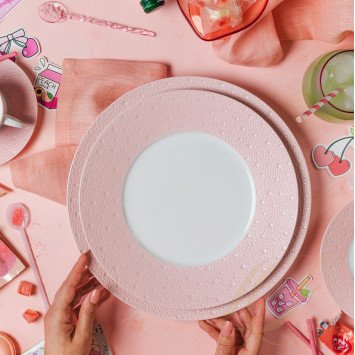 Тарелка подстановочная 29,5см коллекции Ecume Rose De Coree бренда Bernardaud