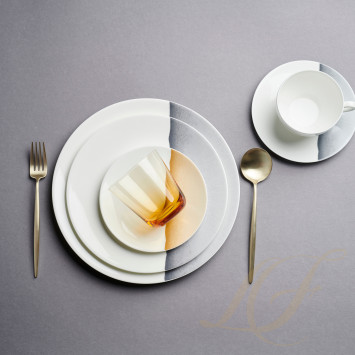 Тарелка 28см коллекции Silhouette - Anthrazit бренда Dibbern