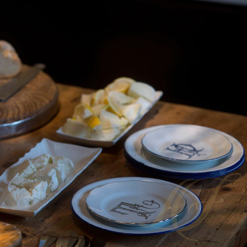 Тарелка закусочная 21см коллекции Corona Monogram Platino бренда Richard Ginori