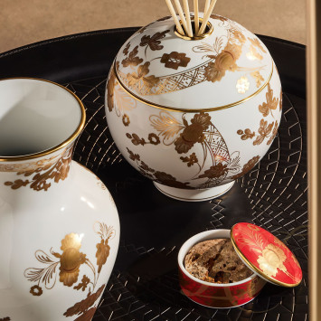 Ароматический диффузор/Ваза 18см коллекции Oriente Italiano Aurum бренда Richard Ginori