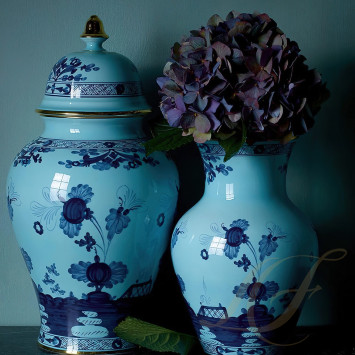 Ваза с крышкой 31см коллекции Oriente Italiano Iris бренда Richard Ginori