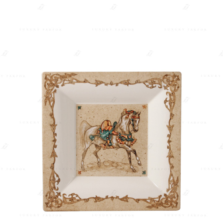 Чаша квадратная 22см коллекции Chevaux Du Vent бренда Gien