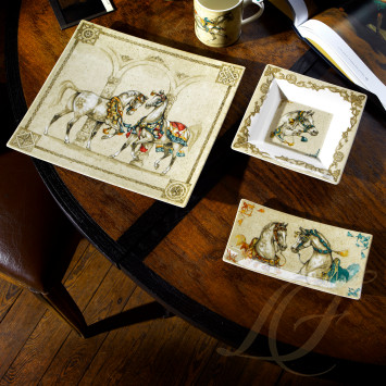 Блюдо прямоугольное 29,5х26,5см коллекции Chevaux Du Vent бренда Gien