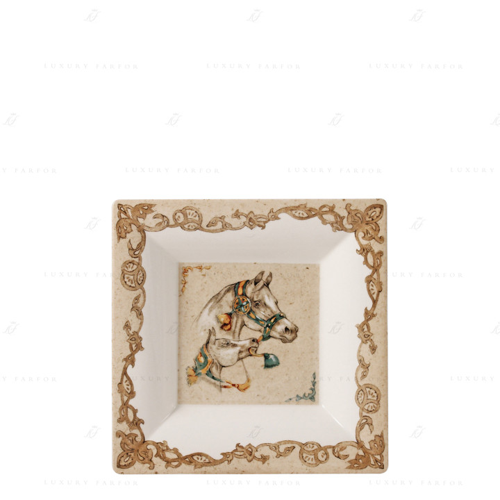 Чаша квадратная 17см коллекции Chevaux Du Vent бренда Gien