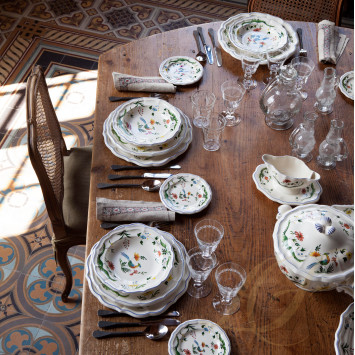 Тарелка главная 26см коллекции Oiseaux De Paradis бренда Gien