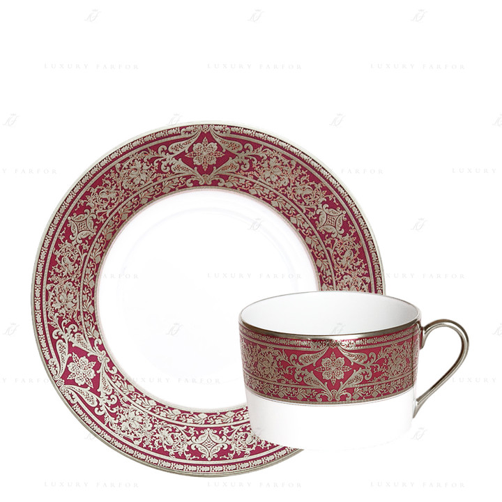 Чашка чайная с блюдцем 0,14л коллекции Matignon Cerise Platin бренда Haviland