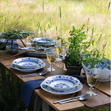 Коллекция Blau Zwiebelmuster бренда Hutschenreuther