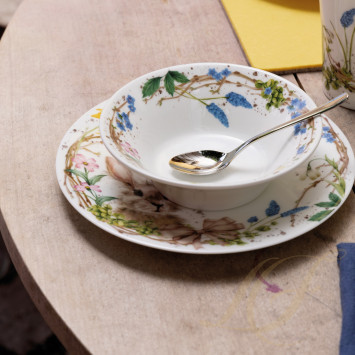 Тарелка 22см коллекции Nora Sweet Easter бренда Hutschenreuther