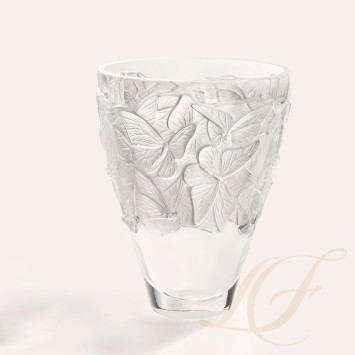 Ваза коллекции Papillons бренда Lalique