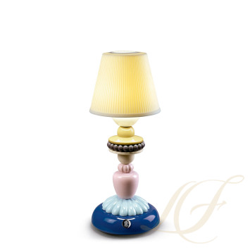 Лампа настольная 