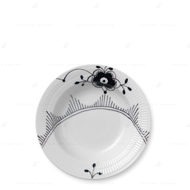 Тарелка глубокая 21см коллекции Black Fluted Mega бренда Royal Copenhagen