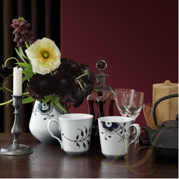 Кружка 0,37л, 2шт. коллекции Black Fluted Mega бренда Royal Copenhagen