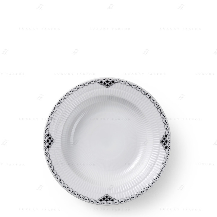 Тарелка глубокая 21см коллекции Black Lace бренда Royal Copenhagen