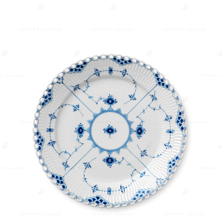 Тарелка главная 27см коллекции Blue Fluted Full Lace бренда Royal Copenhagen