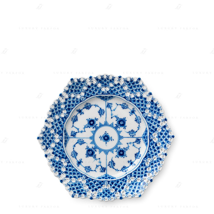 Тарелка 21см коллекции Blue Fluted Full Lace бренда Royal Copenhagen