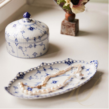 Блюдо овальное 24х12см бренда Royal Copenhagen