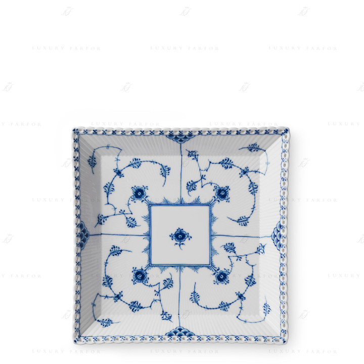 Чаша квадратная 21см коллекции Blue Fluted Full Lace бренда Royal Copenhagen