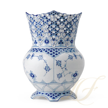 Ваза 22см коллекции Blue Fluted Full Lace бренда Royal Copenhagen