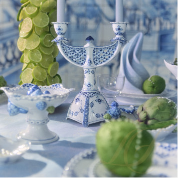 Канделябр на 2 свечи 25,5см коллекции Blue Fluted Full Lace бренда Royal Copenhagen