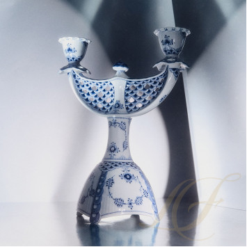 Канделябр на 2 свечи 25,5см коллекции Blue Fluted Full Lace бренда Royal Copenhagen