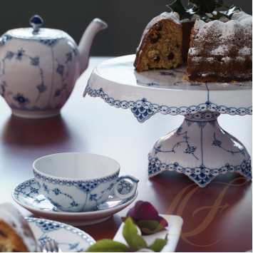 Чашка с блюдцем 0,2л коллекции Blue Fluted Half Lace бренда Royal Copenhagen