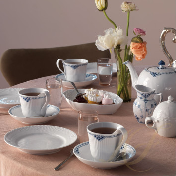 Молочник 0,17л коллекции Blue Fluted Half Lace бренда Royal Copenhagen