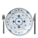 Тарелка главная 27см коллекции Blue Fluted Half Lace бренда Royal Copenhagen