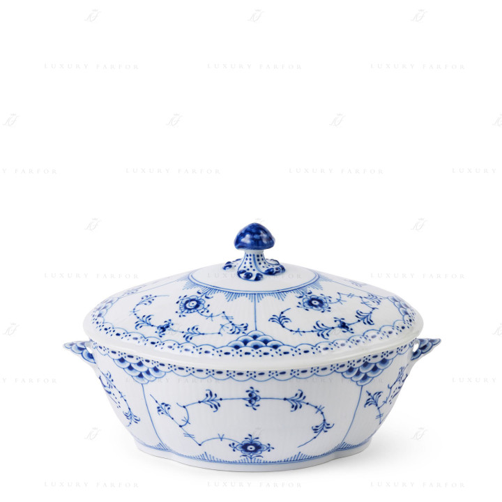 Супница 0,59л коллекции Blue Fluted Half Lace бренда Royal Copenhagen