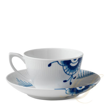 Чашка чайная с блюдцем 0,28л коллекции Blue Fluted Mega бренда Royal Copenhagen
