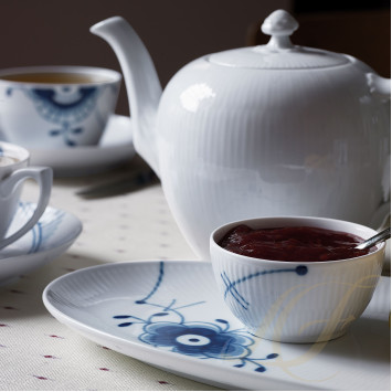 Блюдо овальное 37х17см коллекции Blue Fluted Mega бренда Royal Copenhagen