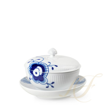 Чаша с блюдцем и с крышкой 0,38л коллекции Blue Fluted Mega бренда Royal Copenhagen