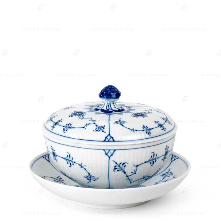 Чаша с блюдцем и с крышкой 0,38л коллекции Blue Fluted Plain бренда Royal Copenhagen