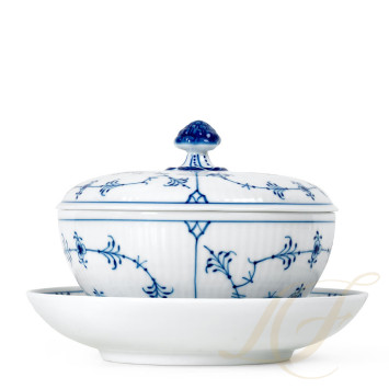 Чаша с блюдцем и с крышкой 0,38л коллекции Blue Fluted Plain бренда Royal Copenhagen