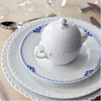Тарелка закусочная 22см коллекции Princess бренда Royal Copenhagen