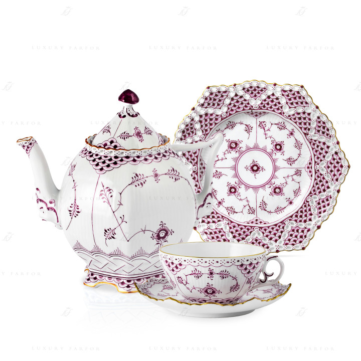 Коллекция Purpur Fluted Full Lace бренда Royal Copenhagen