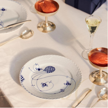 Тарелка закусочная 19см коллекции Royal Creatures 