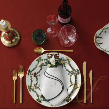 Чаша 22см коллекции Star Fluted Christmas бренда Royal Copenhagen
