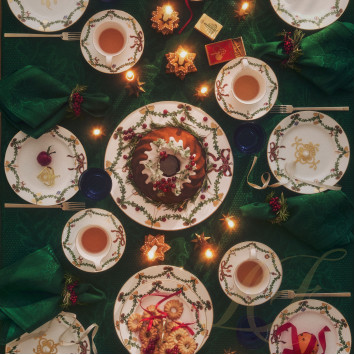 Блюдо для пирога 32см коллекции Star Fluted Christmas бренда Royal Copenhagen