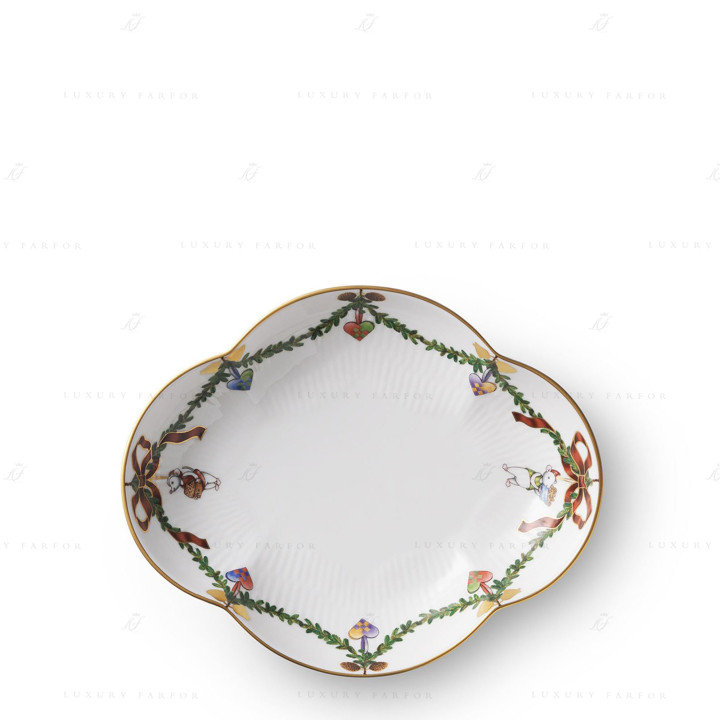 Чаша 17,5см коллекции Star Fluted Christmas бренда Royal Copenhagen