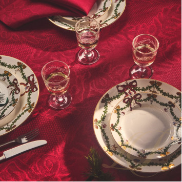 Скатерть 270х145см коллекции Star Fluted Christmas 