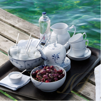 Чашка чайная с блюдцем 0,28л коллекции White Fluted бренда Royal Copenhagen
