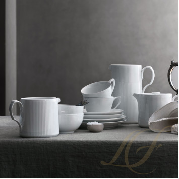 Чайник 0,75л коллекции White Fluted бренда Royal Copenhagen
