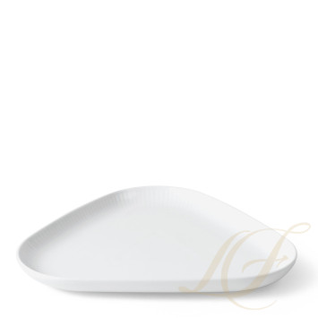 Блюдо треугольное 23см коллекции White Fluted бренда Royal Copenhagen
