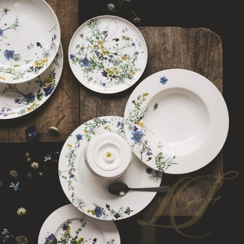 Тарелка закусочная 23см коллекции Brillance Fleurs des Alpes бренда Rosenthal