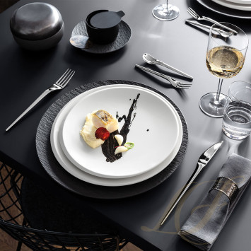 Тарелка закусочная 24см коллекции New Moon бренда VB