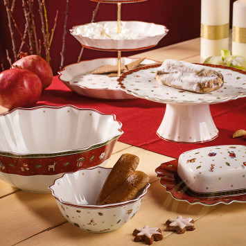 Блюдо для пирога на ножке 21см коллекции Toy‘s Delight бренда VB