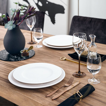 Тарелка главная 27см коллекции Manufacture Rock Blanc бренда Villeroy & Boch