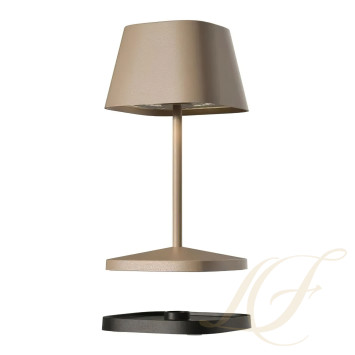 Настольная лампа LED с зарядной станцией 